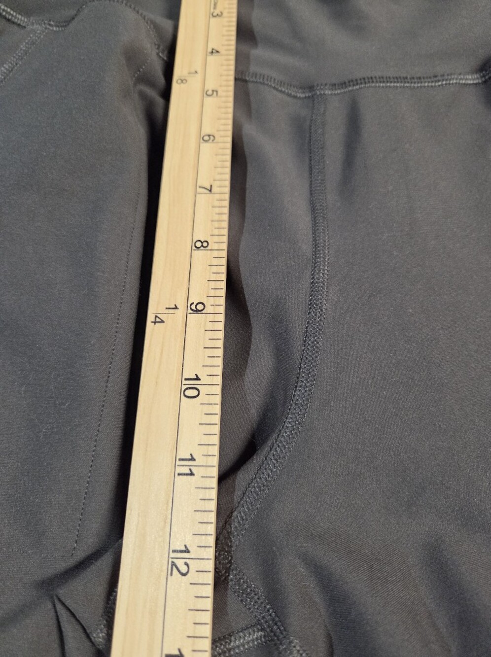 Old Navy Dark Green High-Rise Jogger Pants - Picture 4 of 10